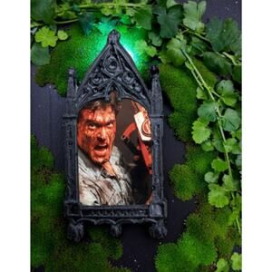 Evil Dead Pin - Zombie Undead Apocalypse Ash Bloody Horror Gore Collectible